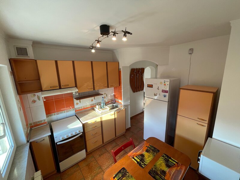 Stefan cel Mare- Parcul Circului, garsoniera, decomandata, 37 mp